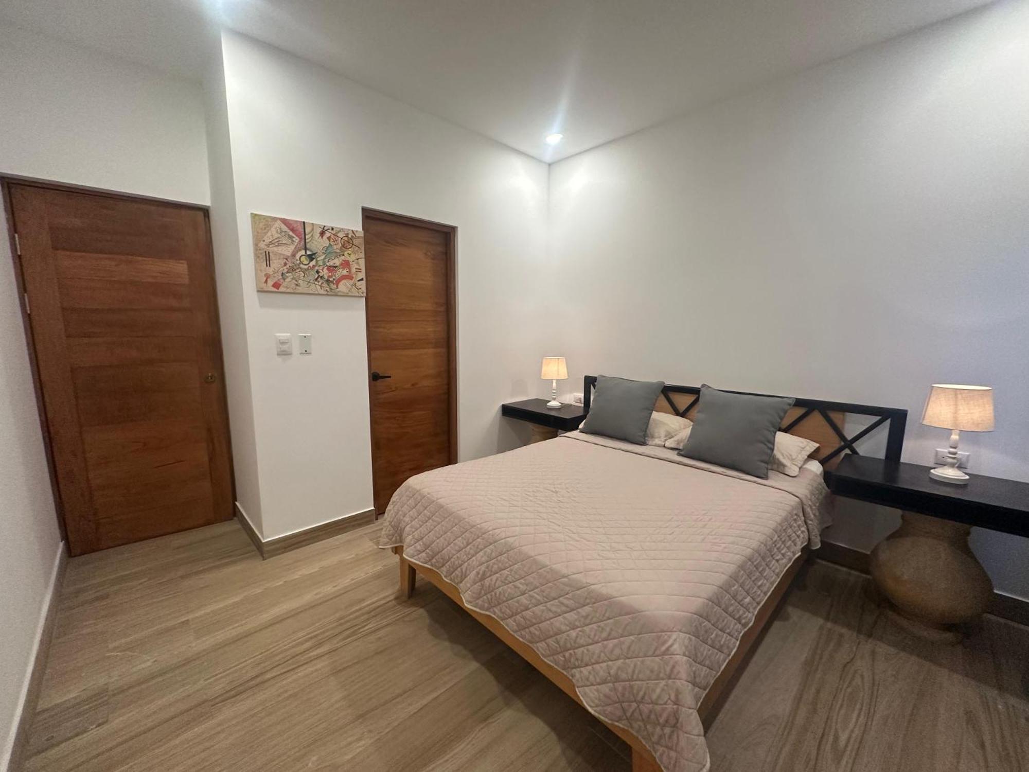 Private Fully Furnished Home At Wide Mouth Frog Hostel 奎波斯城 外观 照片