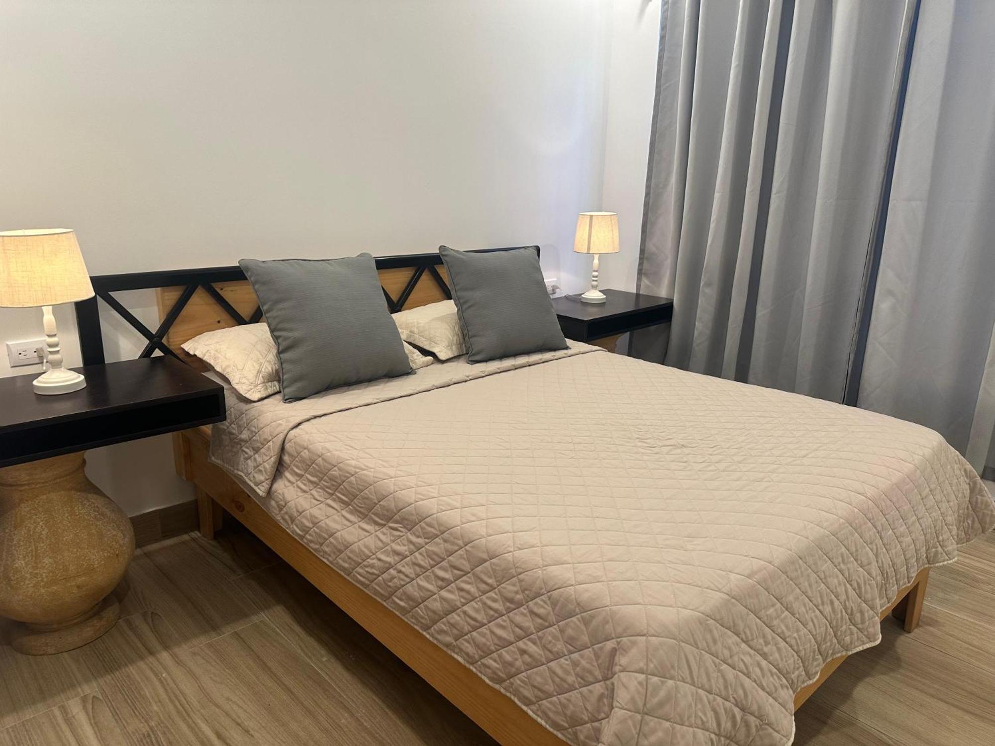 Private Fully Furnished Home At Wide Mouth Frog Hostel 奎波斯城 外观 照片
